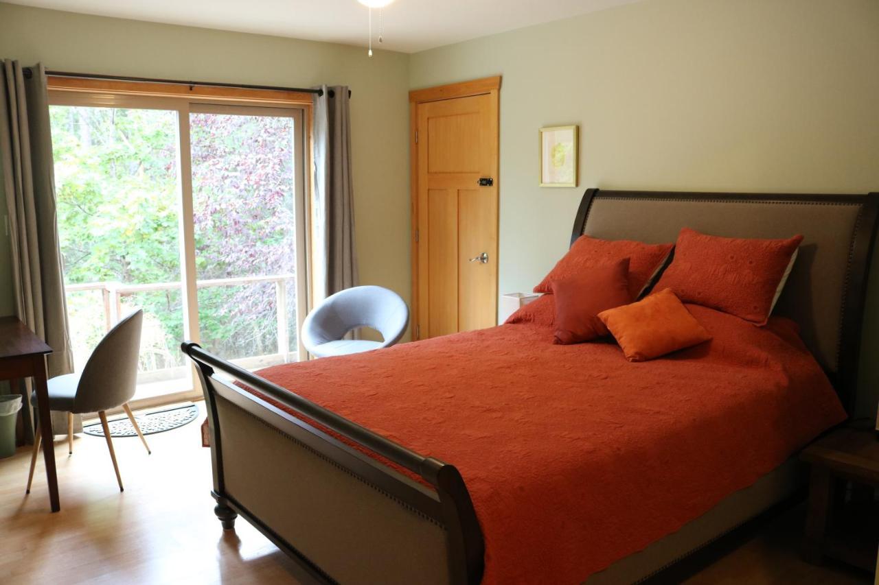 Five Elements Lodge B&B With Outdoor Spa Fernwood エクステリア 写真