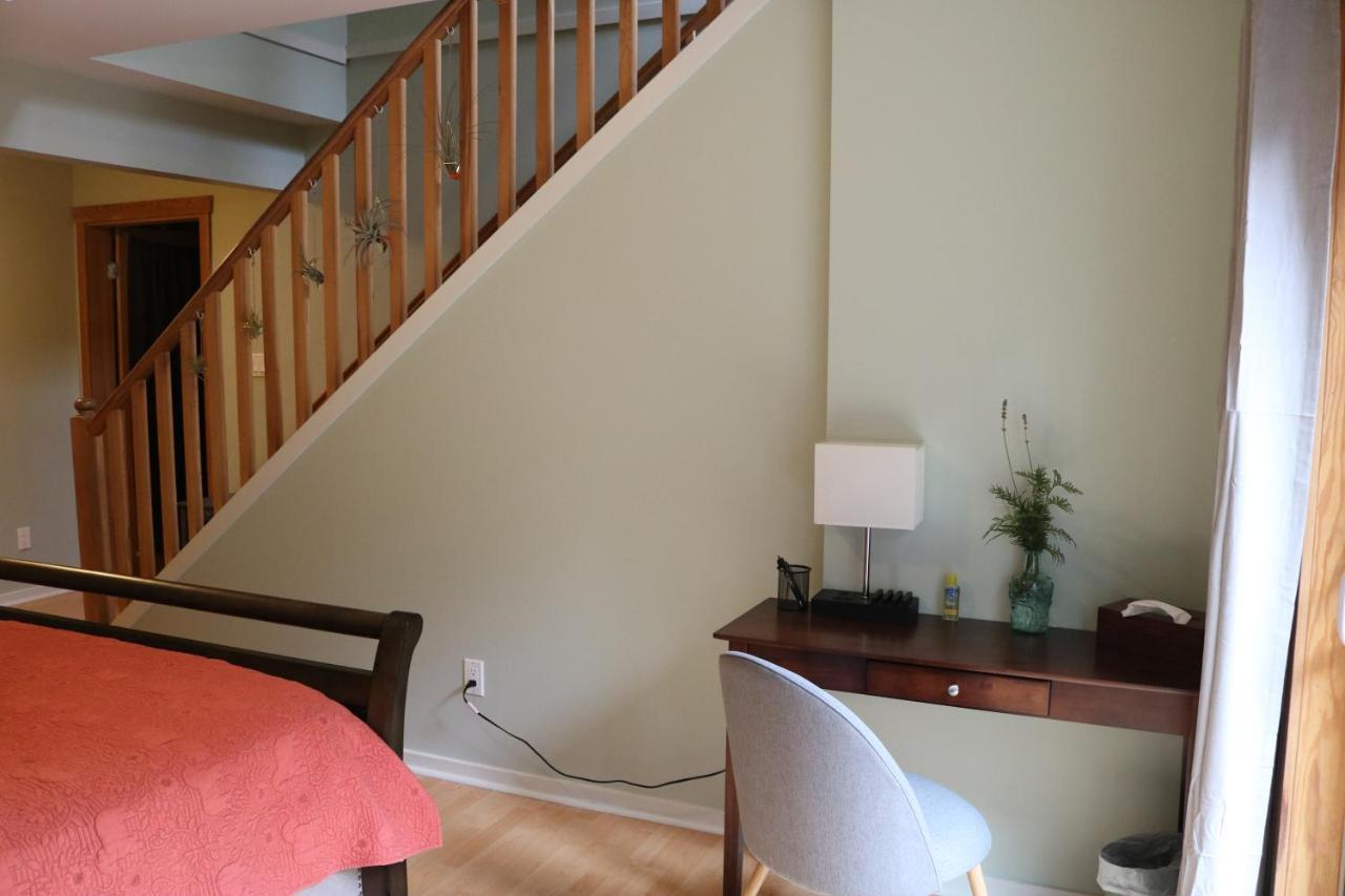 Five Elements Lodge B&B With Outdoor Spa Fernwood エクステリア 写真