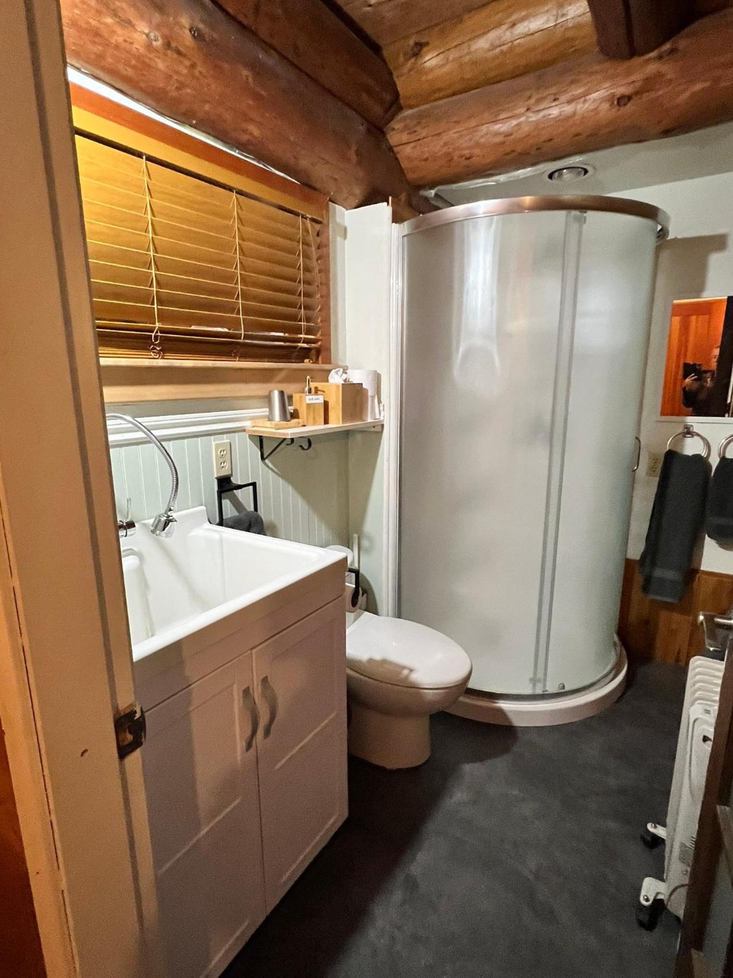 Five Elements Lodge B&B With Outdoor Spa Fernwood エクステリア 写真