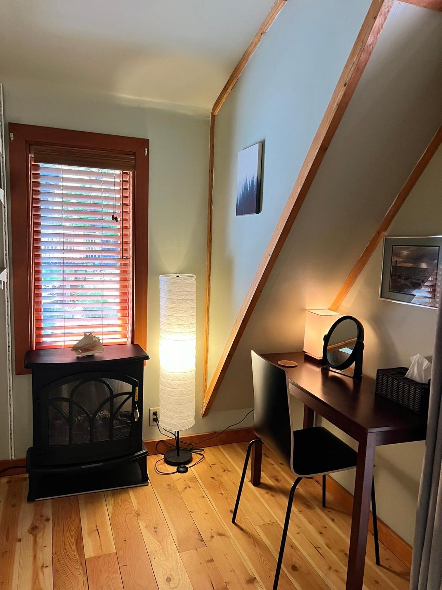 Five Elements Lodge B&B With Outdoor Spa Fernwood エクステリア 写真